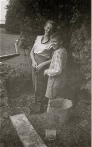 Ronnie standing beside Aunt May Hamlett c. 1954